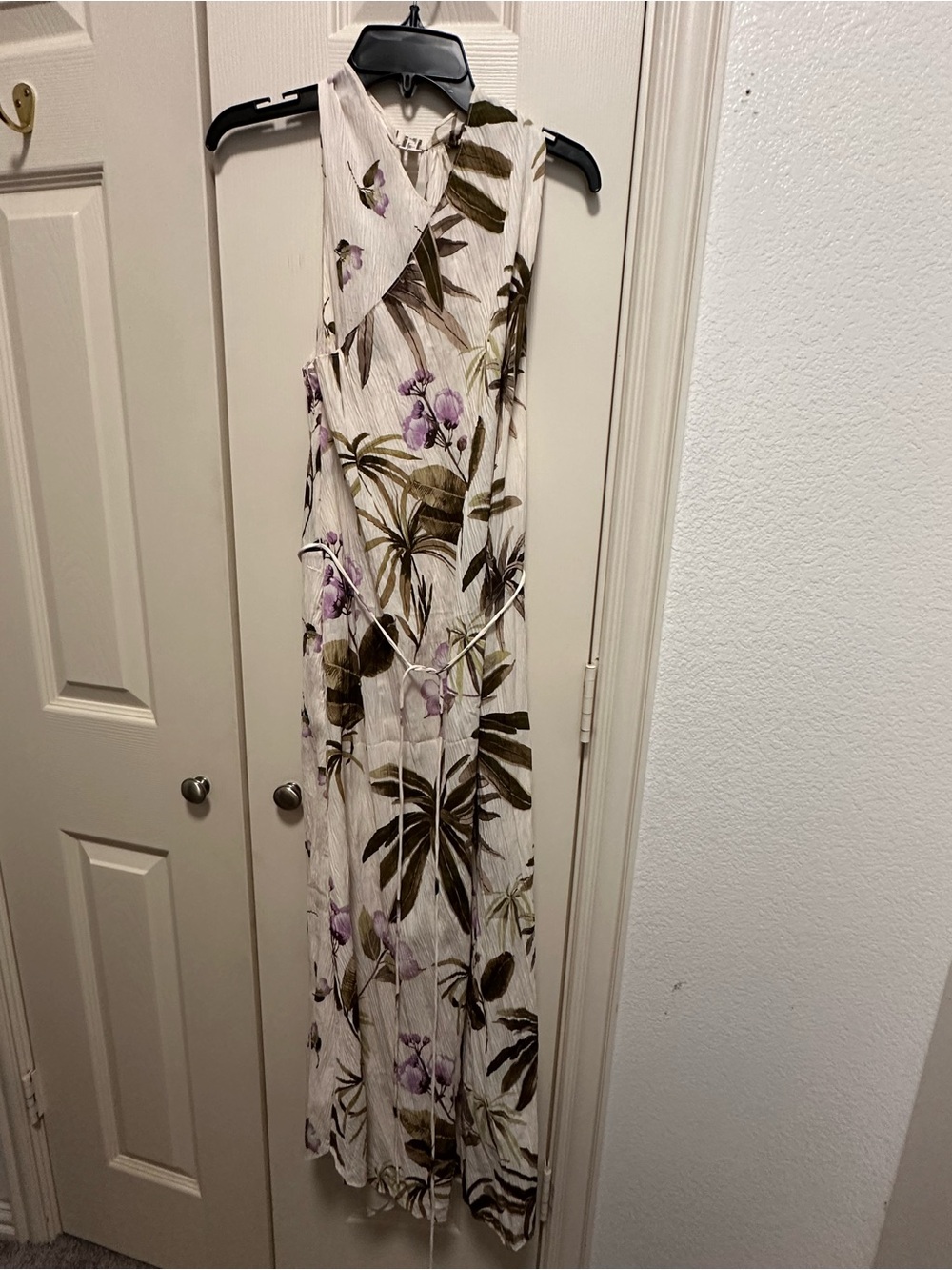 Vince Cream Maxi Dress with Olive Palm & Lavender Floral Print